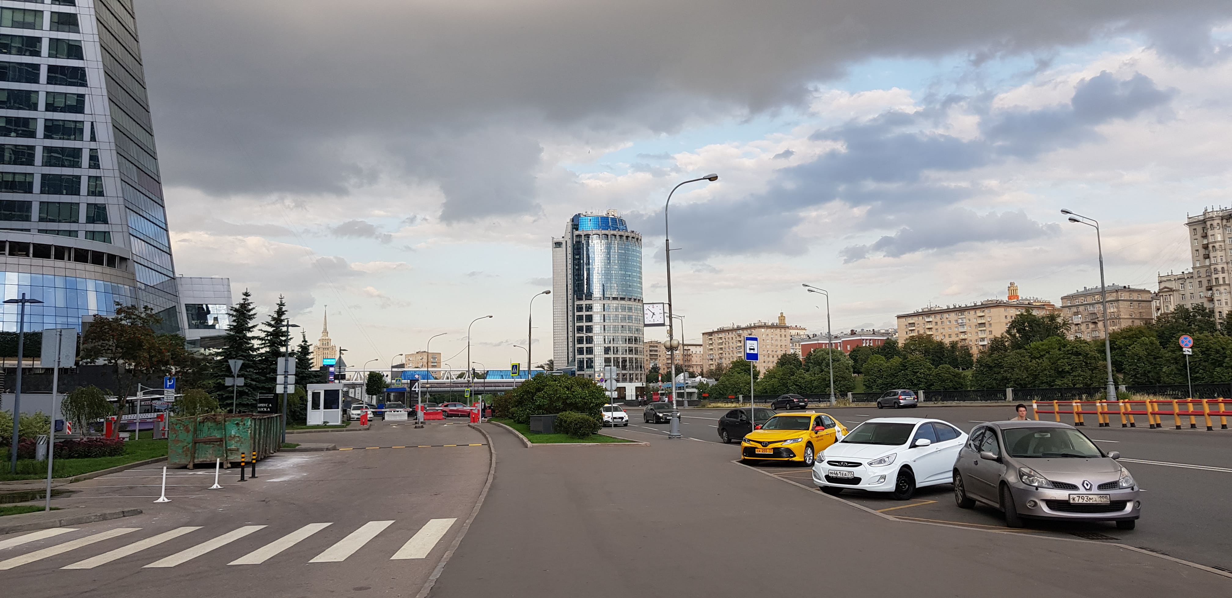 Наземный паркинг в Москва Сити